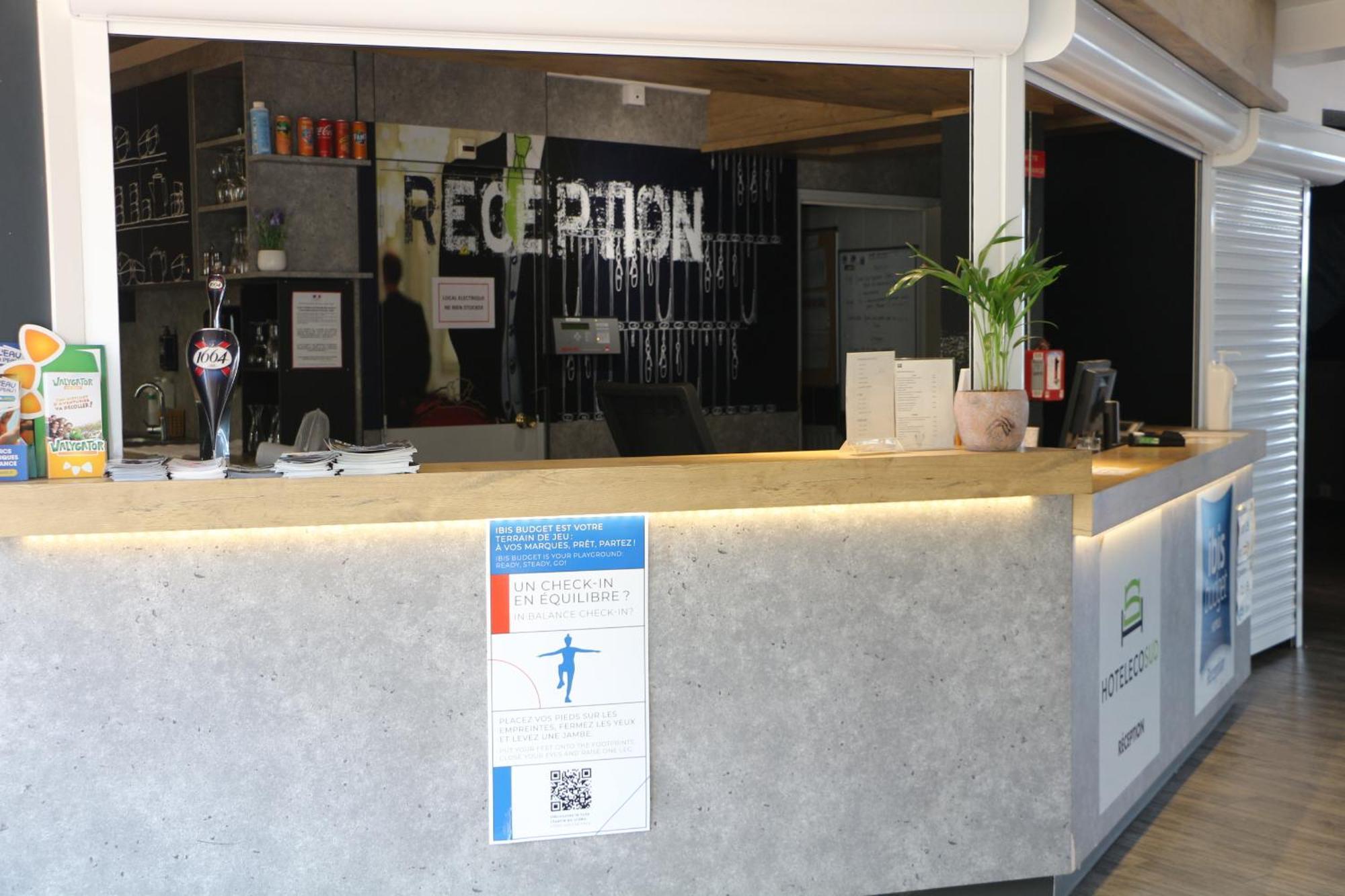 Ibis Budget Agen Le Passage  Esterno foto