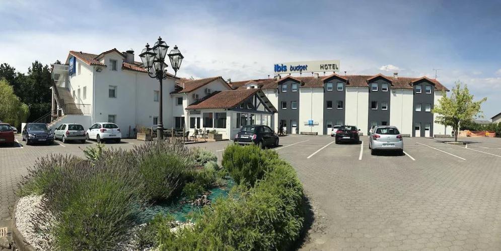 Ibis Budget Agen Le Passage  Esterno foto