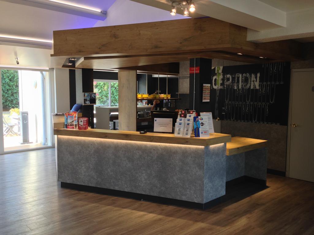 Ibis Budget Agen Le Passage  Esterno foto