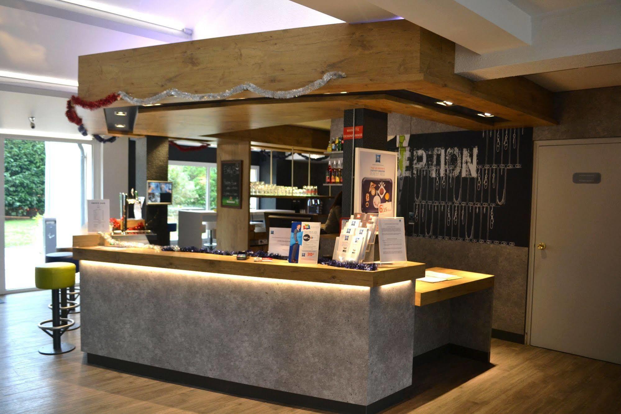 Ibis Budget Agen Le Passage  Esterno foto